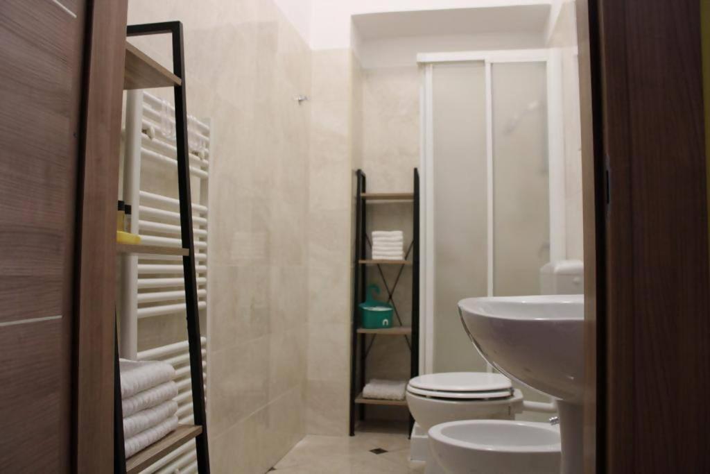 Casa Colore Esclusiva In Posizione Centralissima Turin Luaran gambar