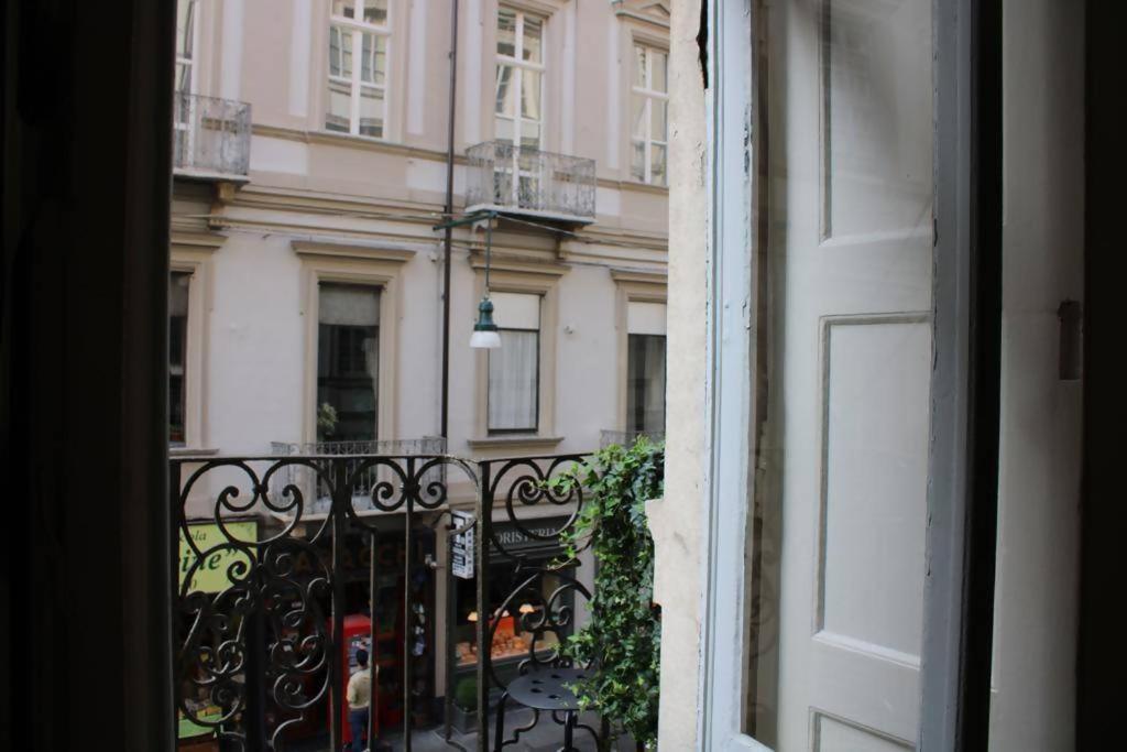 Casa Colore Esclusiva In Posizione Centralissima Turin Luaran gambar
